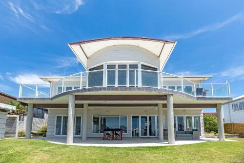 Waihi Beach House | Sea Shells By The Shaw - Waihi Beach Holiday Home