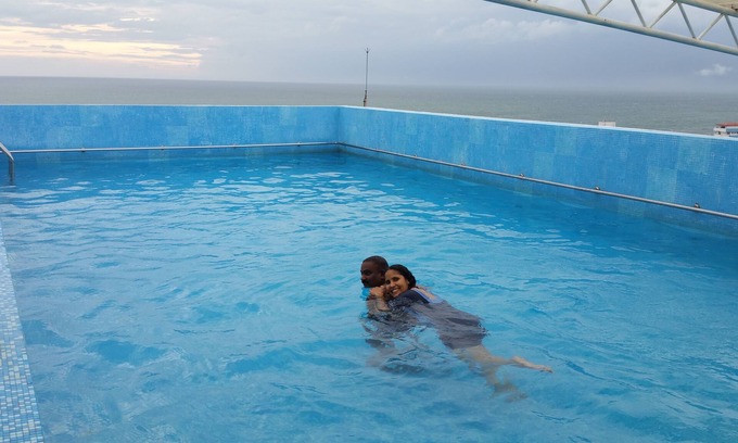 Wellawatta South Apartment | Sea View at Colombo Apartment (Located facing Sea front at Heart of Colombo)