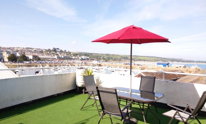 Chysauster Apartment | Sea View Cottage - Character House Overlooking Penzance Harbour - 109