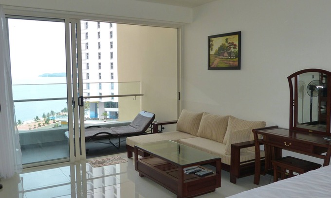 Tran Phu Beach Apartment | Sea View Studio in 5* building Costa