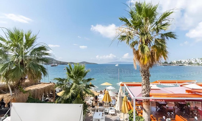 Bitez Hotel | Seafront