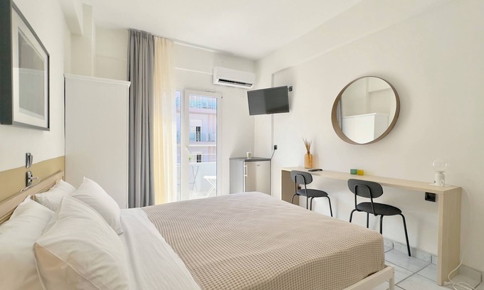 Katerini Apartment | Seagull by halu!