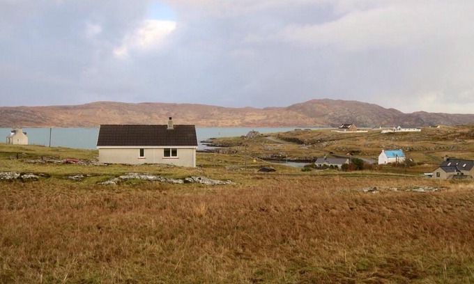 Eriskay House | Sealladh A’ Chaolais (Eriskay)