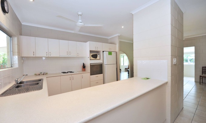 Port Douglas House | Seascape Holidays - 53 Reef Street
