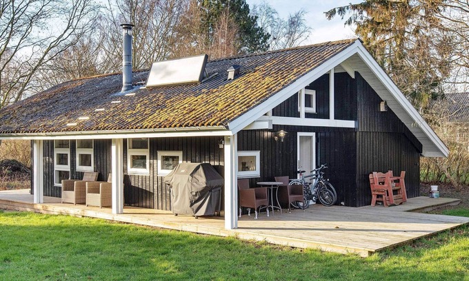 Togeholt House | Seaside Charm in Boged-By Traum