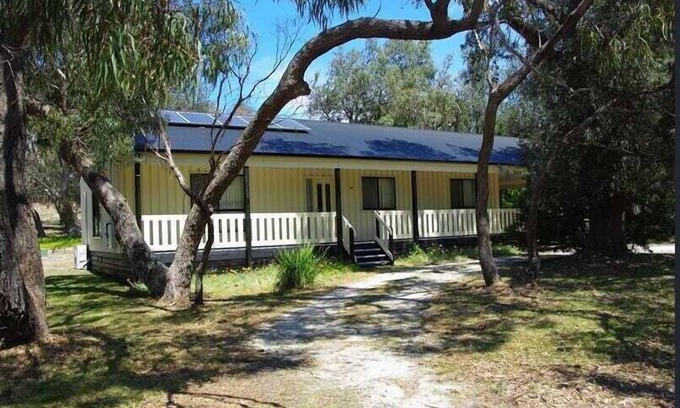 Golden Beach House | Seaside Rural Retreat in the Comfort of a Family Size Home!