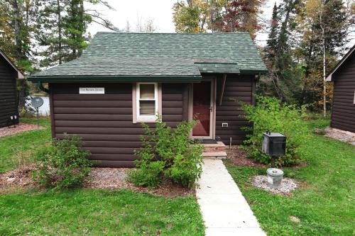 Grayling House | Secluded and Peaceful Cabin Rentals Along the Au Sable River in Michigan