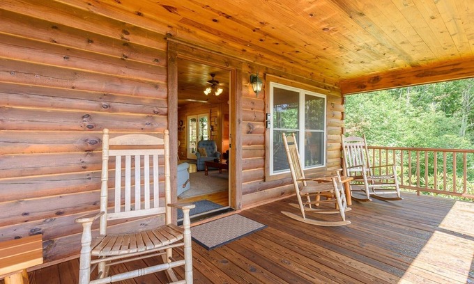 Todd Cabin | Secluded Cabin in the Serene Mountains