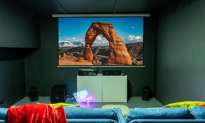 Sandy Apartment | Secluded Gem with Movie Theater Near Soccer Stadium