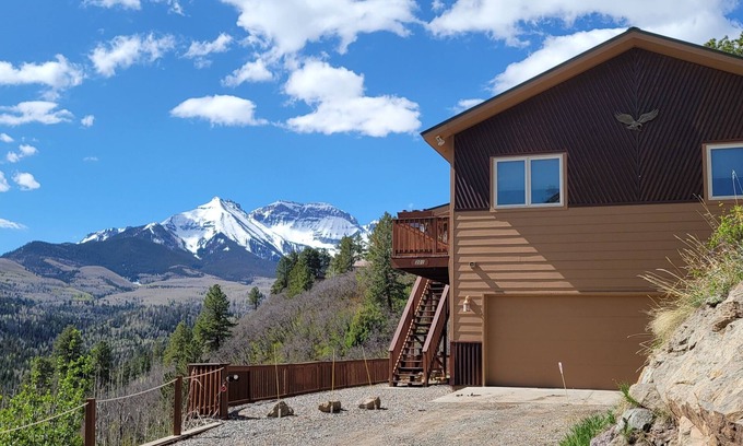 Elk Meadows House | Secluded Mountain Home - 2 Master Suites, a 3rd bedroom and 3 full baths