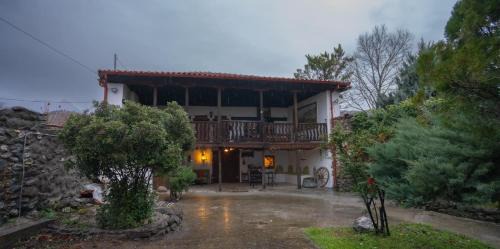 Foustani House | Secret garden Guest house Pozar Aridea
