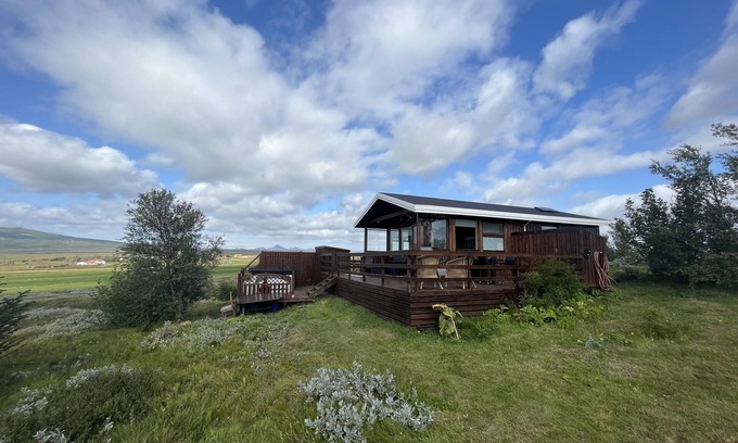 Haukadalur Cabin | Sel Lodge next to Geysir and Gullfoss. Right in the Golden Circle.