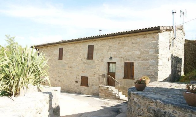 Cerdedo Cottage | Self catering A Eira da Laxe for 8 people