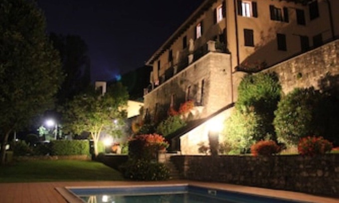 Villanuova sul Clisi Apartment | Self Catering Apartment In A Beautiful 16th Century Building