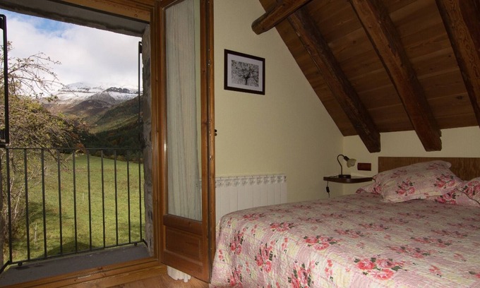 Hecho Cottage | Self catering Borda Batista for 6 people