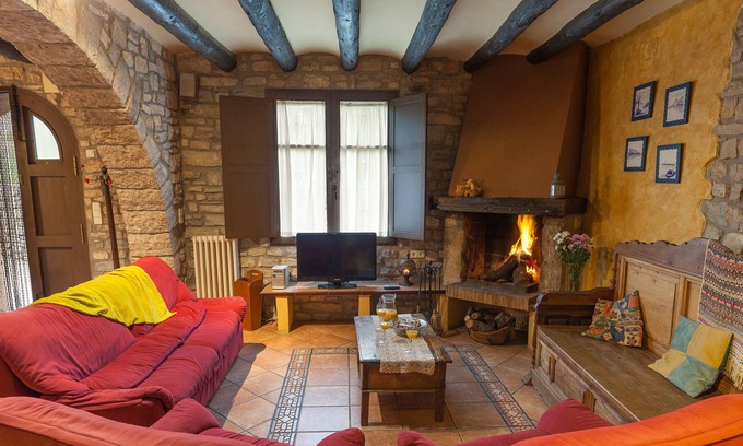 Pujalt Cottage | Self catering Cal Carulla for 8 people