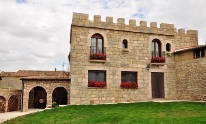 Citores del Paramo Cottage | Self catering Castle Eugenio for 6 people