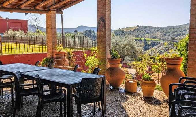 Guadalupe Villa | Self catering El Descanso del Peregrino for 14 people