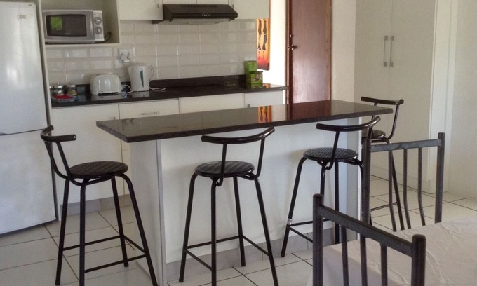 Umhlali Beach House | Self catering guesthouse KZN Salt Rock