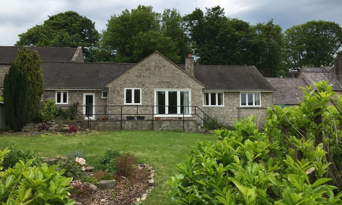 Ilam House | Self Catering Holiday Bungalow in Ilam near Dovedale