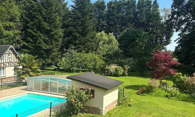 Graimbouville House | self-contained accommodation in a farmhouse with private swimming pool