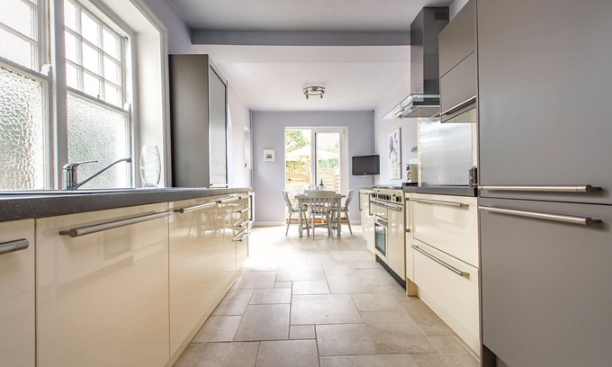 Sheringham Cottage | Self contained luxury 2-bedroom self-catering holiday let with private garden