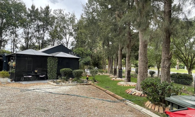 Kingswood Apartment | Self contained Rural cottage only 15 min from Tamworth centre. Pet friendly.