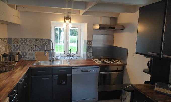 Montrem Apartment | Self-contained studio in a natural setting dedicated to well-being