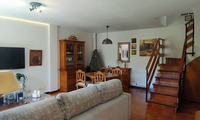 Jaca House | Semi-detached house in quiet urbanization and 5 minutes from the center of Jaca.