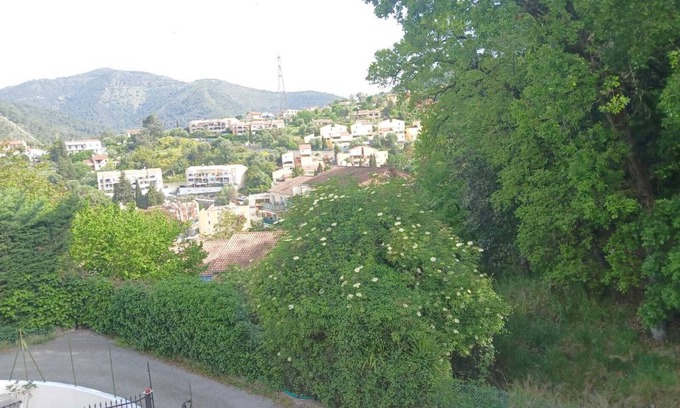 La Trinite House | Semi-detached townhouse 15 min from Monaco and Nicewith private parking