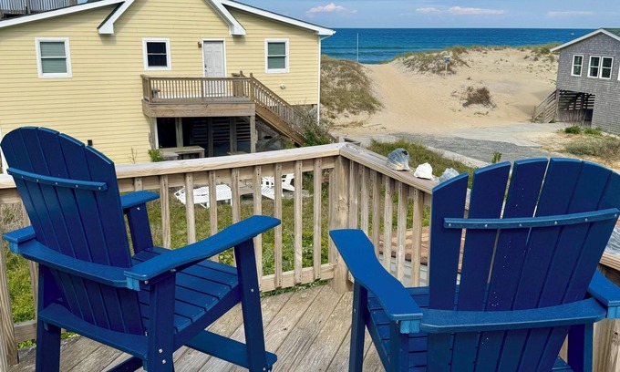 South Nags Head Cottage | SEMI-OCEANFRONT 70 Steps to Beach! 3 Decks/Ocean Views. Delightful Family Fun!