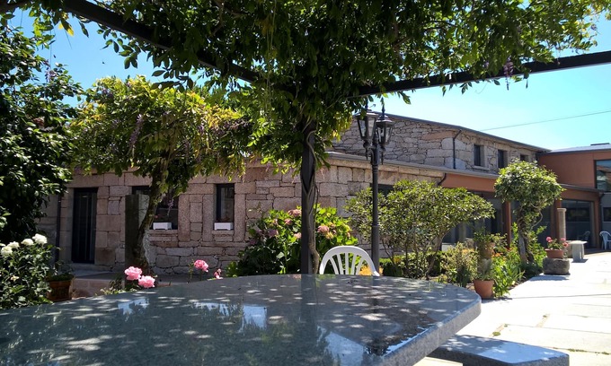 Sequeiros Cottage | Sequeiros Houses - Resineiro Houses