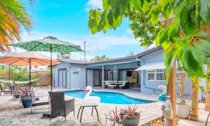 Coral Ridge Isles House | Serene 4-BR Home in Fort Lauderdale w/Heated Pool