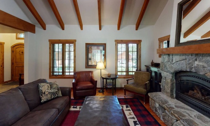 Tamarack Cottage | Serene Cottage | Ski-In/Ski-Out Private Hot Tub