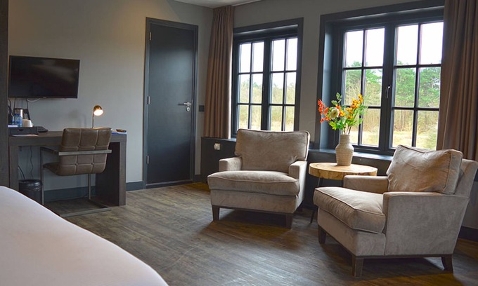 Municipality of Wassenaar House | Serene Family Getaway w/breakfast | Dunes & Beach nearby | Scenic outdoor