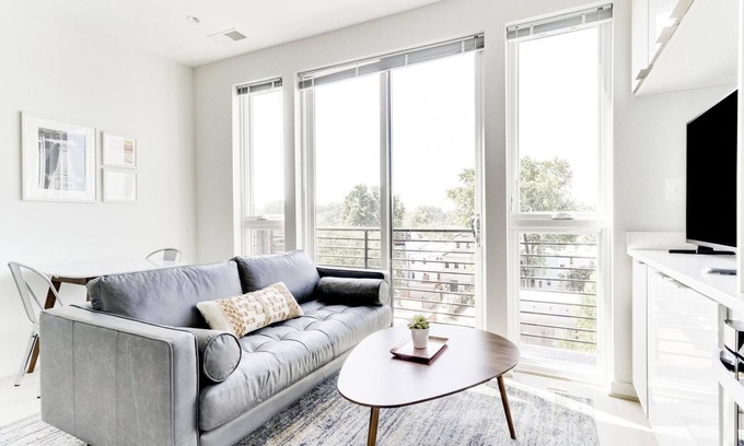 H Street Corridor Apartment | Serene H Street 2BR w/W/D, nr Bus Stops & Restaurants, by Blueground
