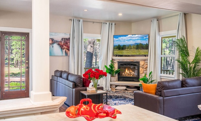 Flagstaff Cottage | Serene Historic Cottage: Mountain Views, Hot Tub, Fire Pit, Fireplace, Snowbowl