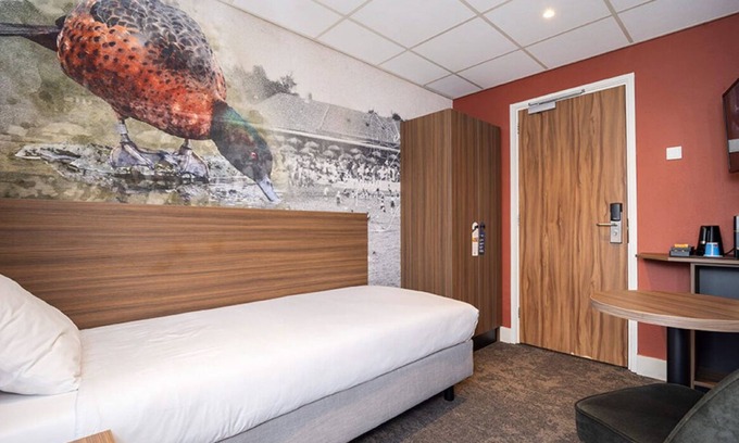 Doorwerth Hotel | Serene Hotel-Style Stay Near Doorwerth Castle & Arnhem with Forest Walks