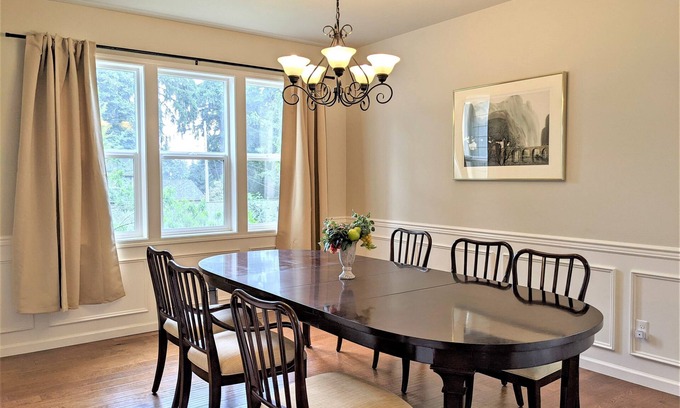 Kenmore House | Serene house with open space in quite neighborhood