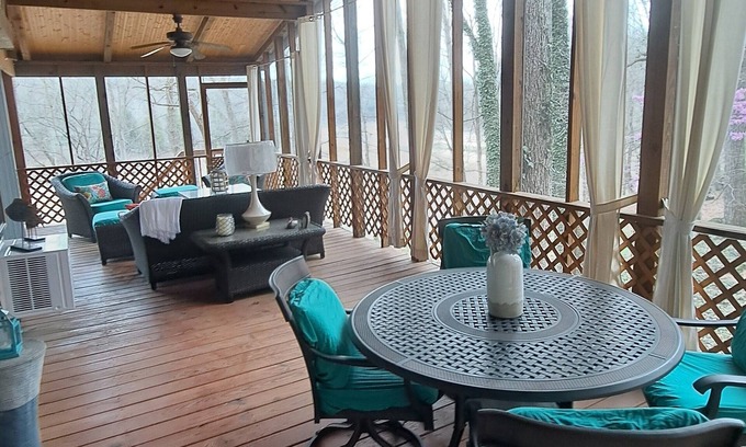 Westview Cottage | Serene Lakefront Cottage Home, relax and enjoy! Walk right to the water.