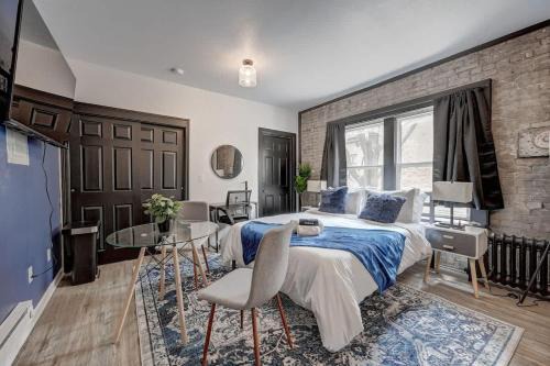 Lower East Side Apartment | Serene Studio McKinley Beach - Brady St Lower East