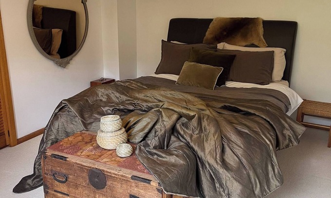 Cygnet Apartment | Serene Studio Retreat in Cygnet with Private Entrance