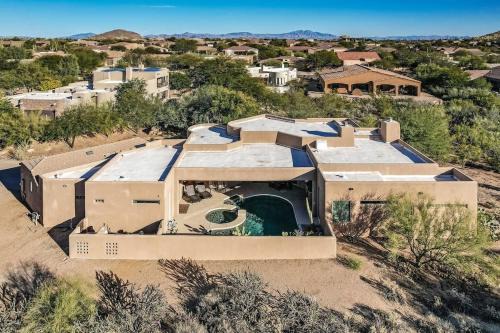 Crown View Estates Final House | Serenity Peaks- Gorgeous Pet Friendly Villa in Scottsdale with Pool, Spa, and Bikes