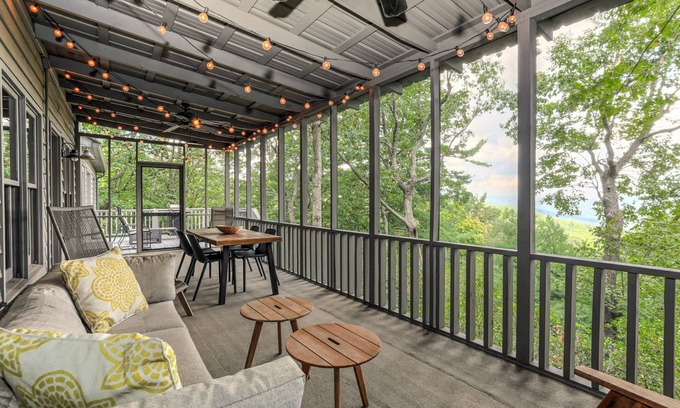 Big Canoe House | Serenity Ridge - Cozy Interiors, Outdoor Spaces + Pet Friendly!