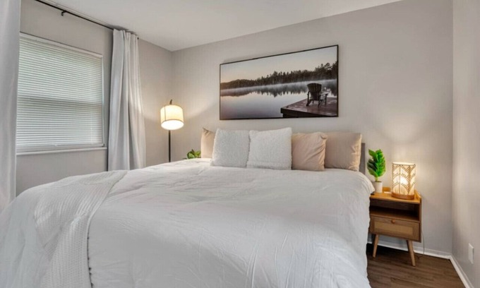 Evansville House | Serenity Suite: The Luxe Oasis #6