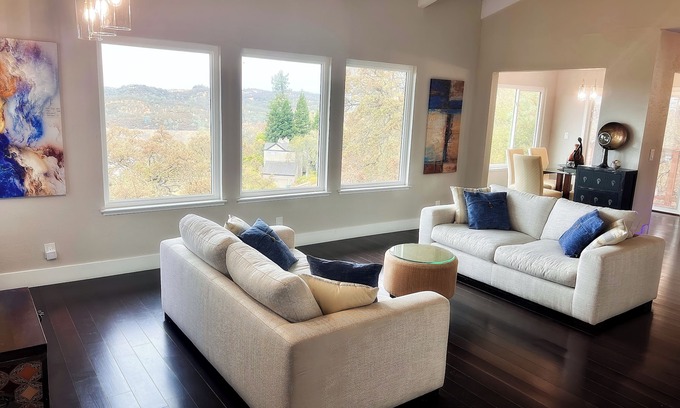 El Dorado Hills House | “Serenquility” Best view in Eldorado Hills, 3 bedroom wrapped in love & harmony.