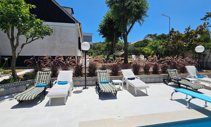Castelo Villa | Sesimbra, Portugal, 10 people, charming villa, large swimming pool, garden, quiet area