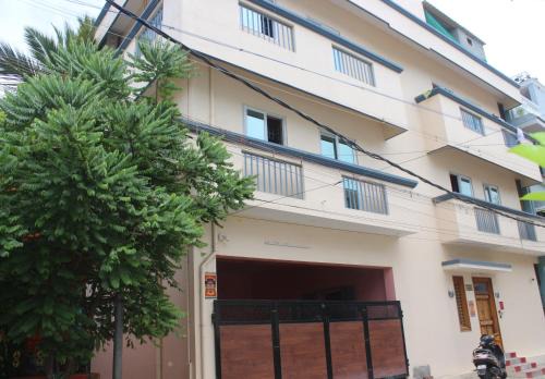 Enathur House | Shaan stay inn