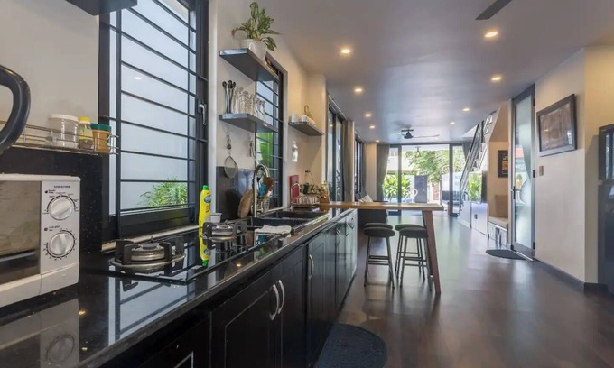 Cam An House | Shadyside 2: The Beach Map House private villann