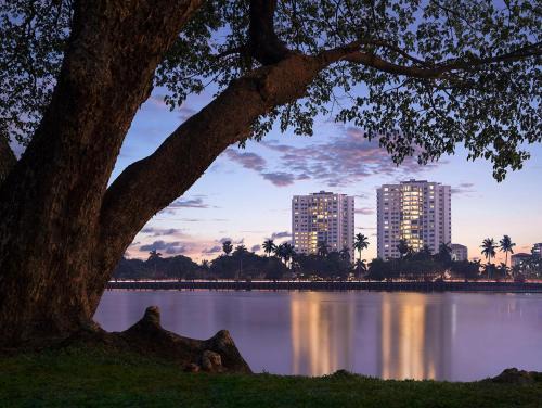 Kandawgyi Lake Area Apartment | Shangri-La Serviced Apartments, Yangon